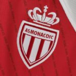 Camiseta AS Monaco primera equipación 2022-2023 escudo