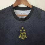 Camiseta Argentina Edición Especial 2022 cuello frontal