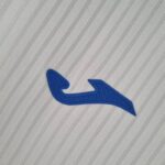 Camiseta Atalanta Visitante 2022-2023 logo