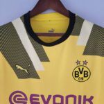 Camiseta Borussia Dortmund tercera equipación 2022-2023 cuello frontal