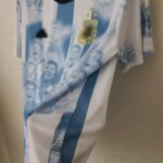 Camiseta conmemoración argentina lateral