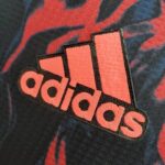 Camiseta Manchester United entrenamiento 2022-2023 - Versión jugador logo