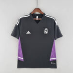 Camiseta Real Madrid entrenamiento 2022-2023 negro-morado frontal
