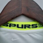 Camiseta Tottenham primera equipación 2022-2023 cuello