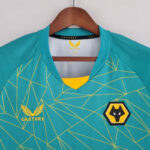Camiseta Wolves segunda equipación 2022-2023 cuello frontal