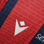 Camiseta Bolonia primera equipación 2022-2023 logo