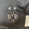 Camiseta Borussia Dortmund edición especial 2022-2023 - Versión jugador escudo