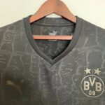 Camiseta Borussia Dortmund edición especial 2022-2023 cuello frontal