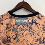 Camiseta Cádiz CF edición especial carnaval 2022-2023 dorso del cuello