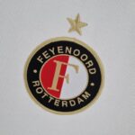 Camiseta Feyenoord primera equipación 2022-2023 escudo