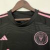 Camiseta Inter Miami primera equipación 2023-2024 cuello frontal