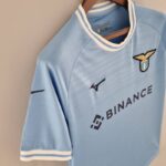 Camiseta Lazio primera equipación 2022-2023 lateral