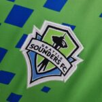 Camiseta Seattle Sounders primera equipación 2022-2023 escudo