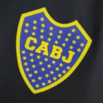 Cortaviento Boca Juniors 2022-2023 escudo CABJ