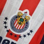 camiseta retro chivas de guadalajara 1999 escudo