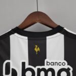camiseta atlético mineiro 2023 cuello anterior