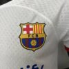 camiseta fc barcelona 2024 escudo