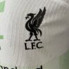 camiseta liverpool 2023 parche escudo