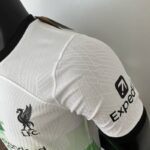 camiseta liverpool 2024 parche manga