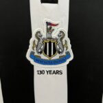 camiseta newcastle 2024 escudo