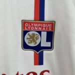 camiseta olympique de lyon 2024 escudo