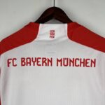camiseta bayern múnich 2024 cuello anterior