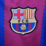 camiseta fc barcelona 2024 escudo