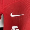 camiseta liverpool 2024 guardar logo