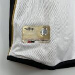camiseta manchester united 2001 blanca parche