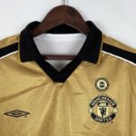 camiseta manchester united 2001 dorada cuello camisa