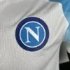 camiseta napoli 2024 blanca escudo