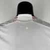 camiseta olympique de lyon 2024 cuello anterior