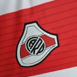 camiseta river plate 2018 escudo