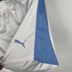 pantalón corto manchester city 2024 lateral
