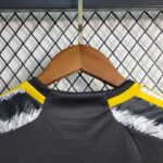 camiseta 2024 juventus cuello anterior