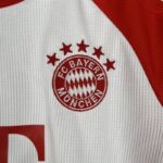 camiseta bayern múnich niño 2024 escudo