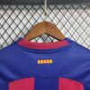 camiseta fc barcelona niño 2024 cuello anterior