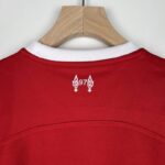 camiseta liverpool niño 2024 cuello anterior