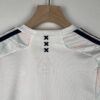camiseta ajax 2024 niño cuello anterior
