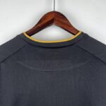 camiseta cádiz 2024 cuello anterior