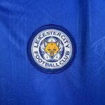 camiseta leicester city 2024 escudo