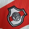camiseta river plate 1996 escudo