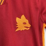 camiseta roma niño 2024 escudo
