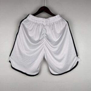 pantalón corto manchester united 2024 parte trasera