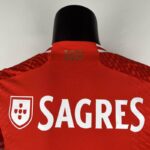 camiseta benfica 2024 cuello anterior