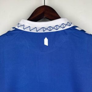 camiseta everton 2024 cuello anterior