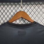 camiseta negra napoli cuello anterior