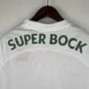 camiseta sporting lisboa cuello anterior