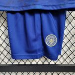 city camiseta y pantalon corto