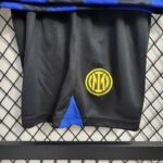 equipacion inter de milan escudo pantalón corto